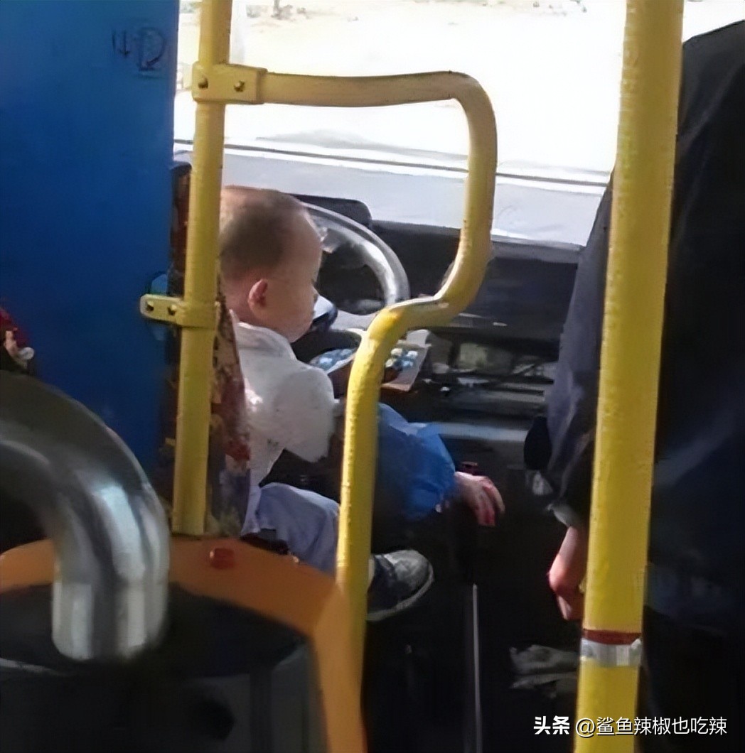 今天你看了吗,治好脚气以前的袜子还能穿吗