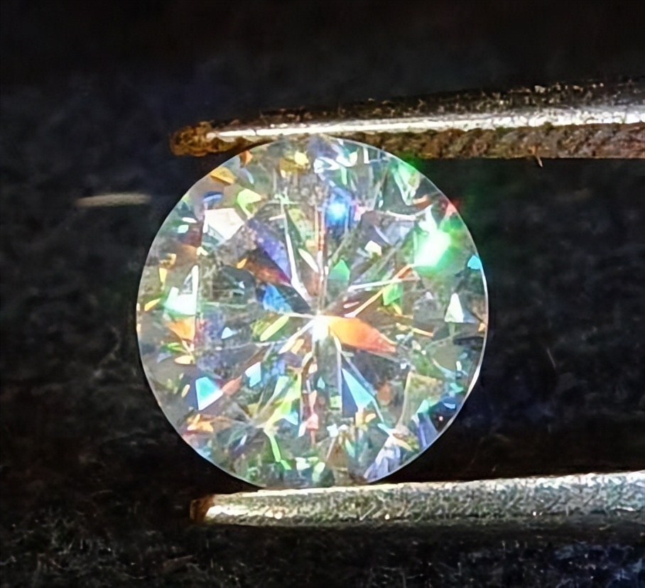 淘宝假钻石,淘宝一千多的钻石是真的吗