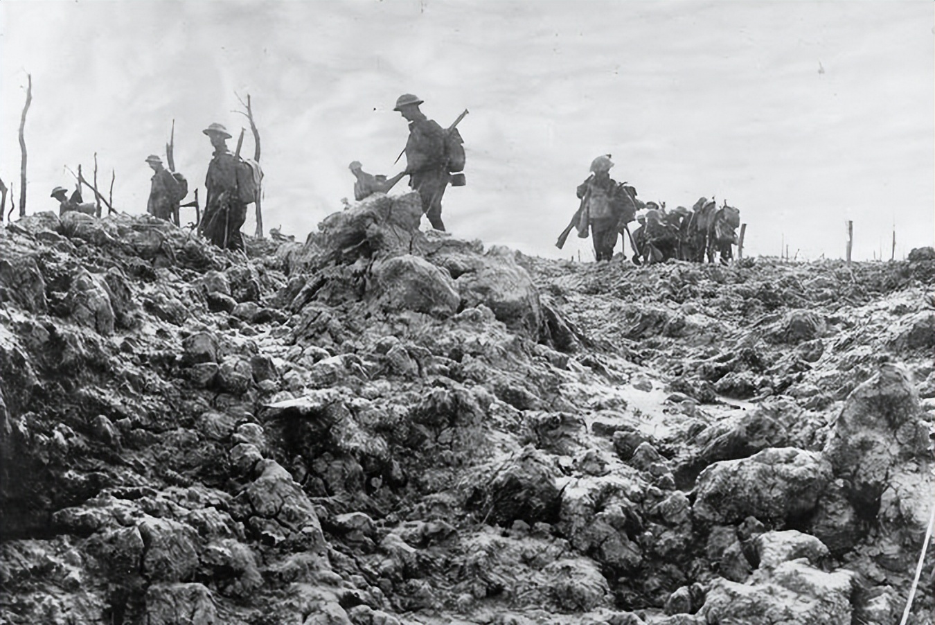 讲述二战时期美国对德国的战役,美国参战始末