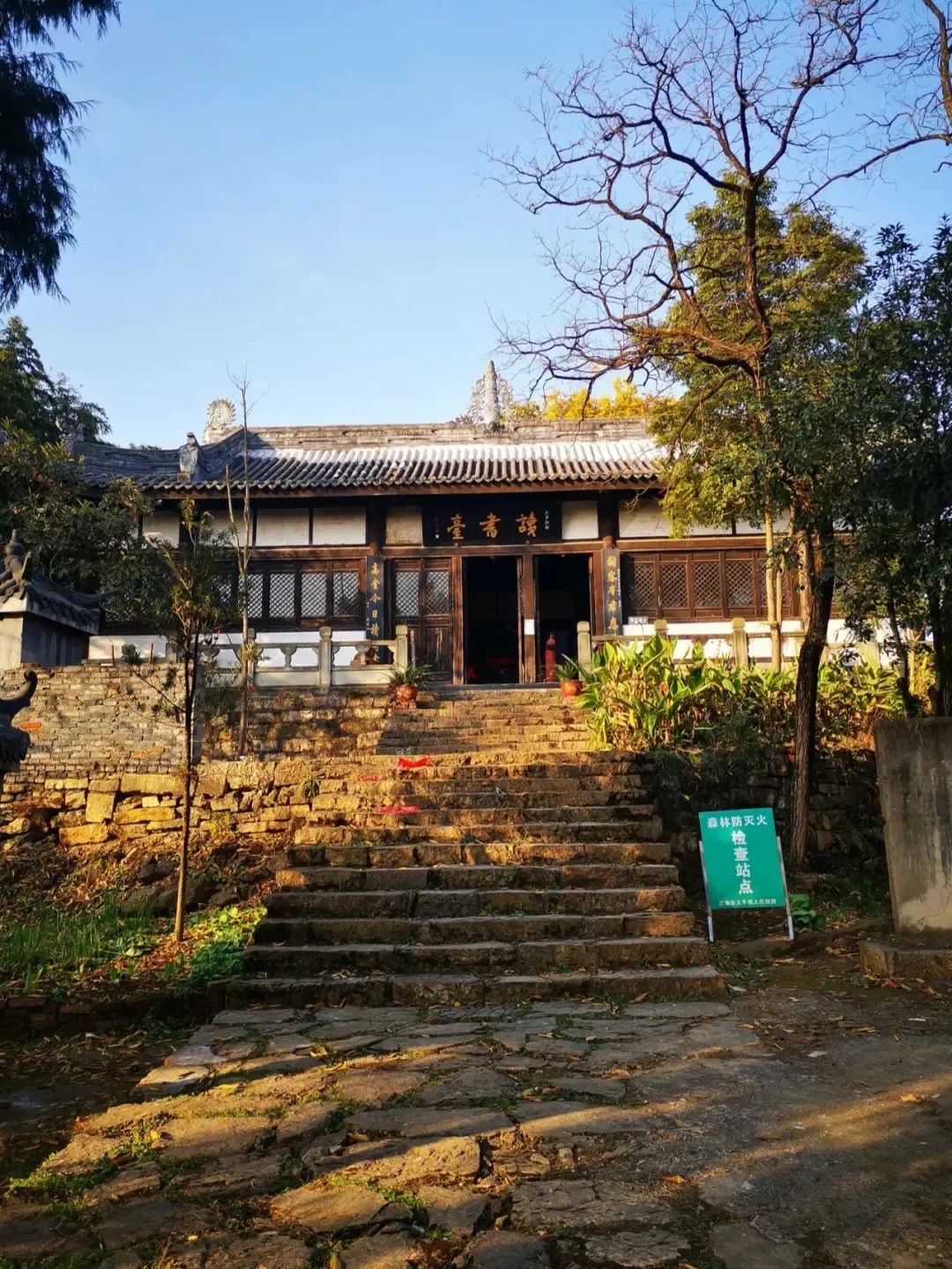 常熟银湖园林古典别墅,常熟四大私家园林