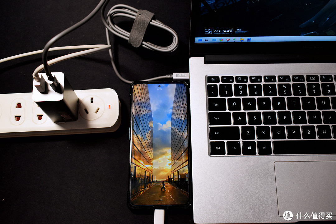 联想thinkbook6600h评测,联想thinkbook氮化镓快充100w