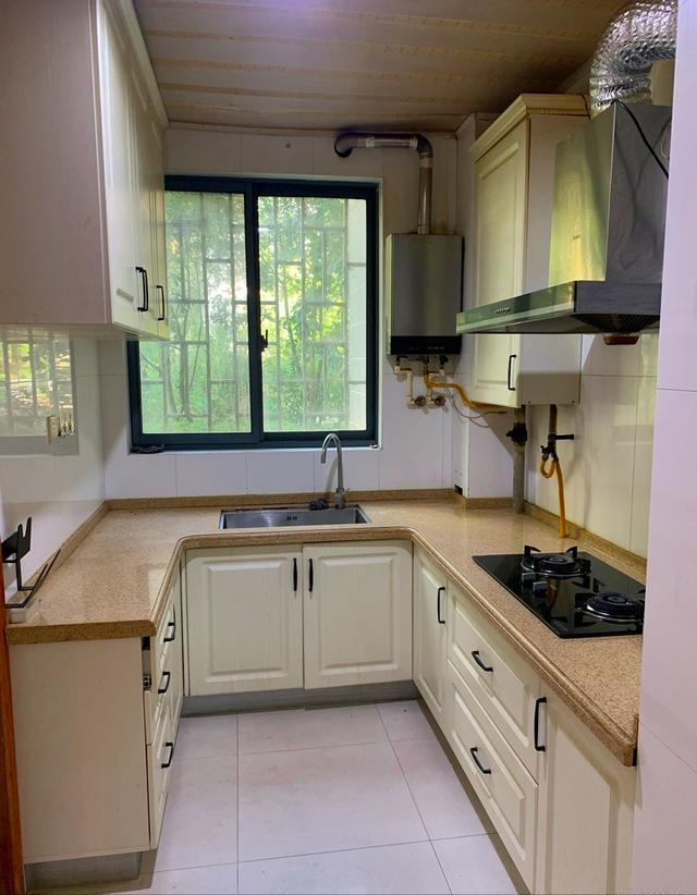 郑州郑东新区司法拍卖房,郑州管城回族区裕鸿花园法拍房