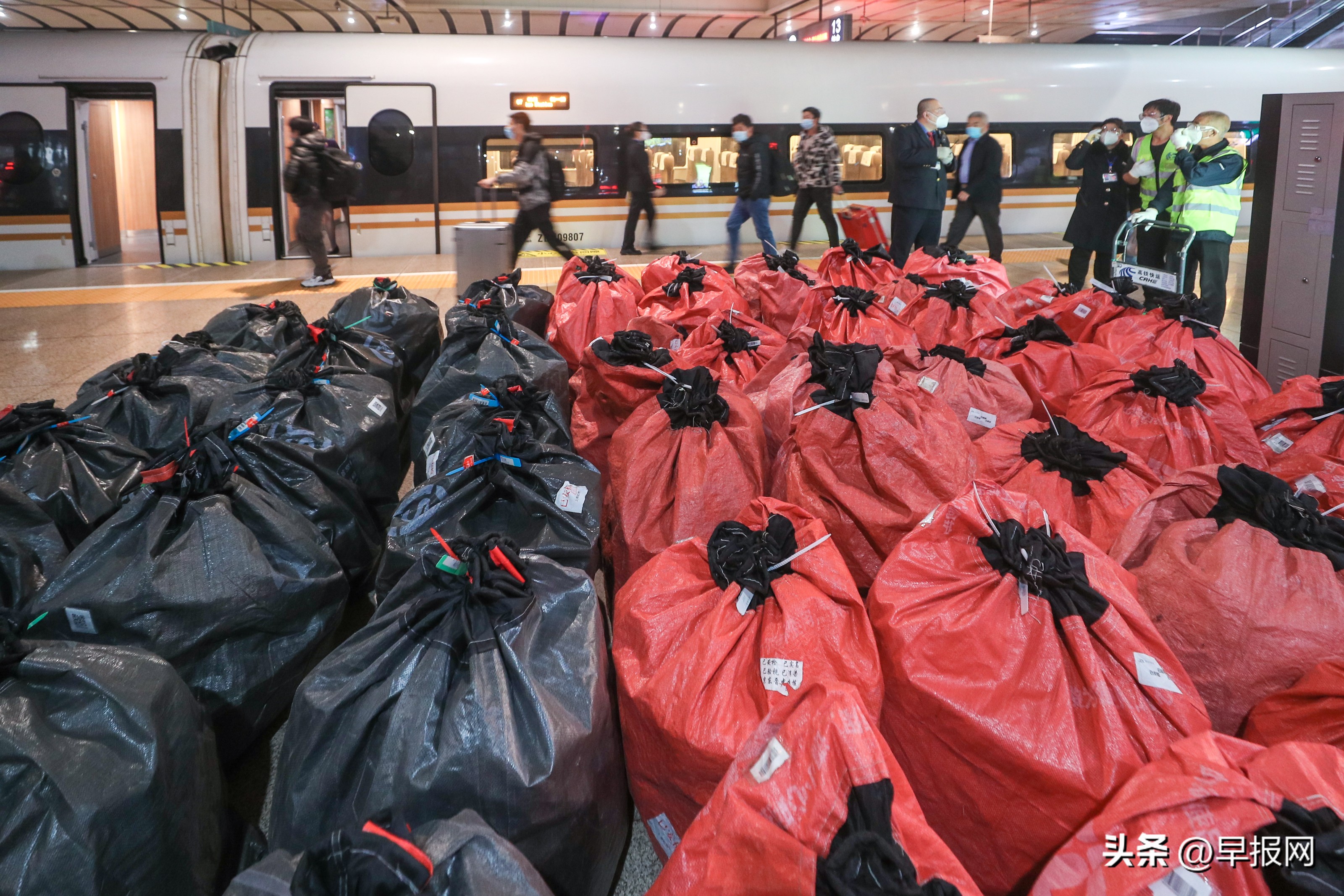 “双11”购物节阿里巴巴和京东首次未公布交易总额