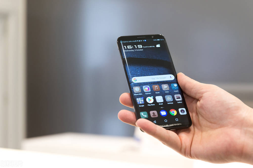 华为小米三星折叠手机哪个好,三星苹果华为小米最值得买的手机