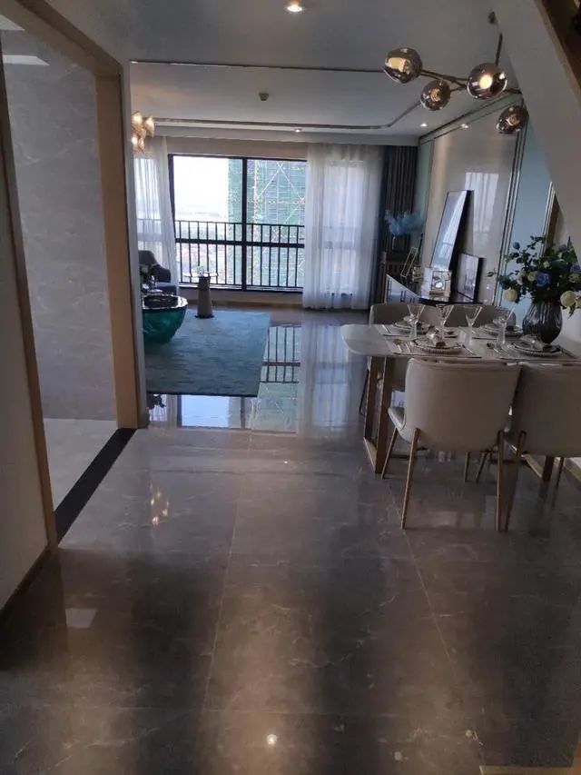 佛山藏珑华府最新价格,佛山藏珑华府二手房82平