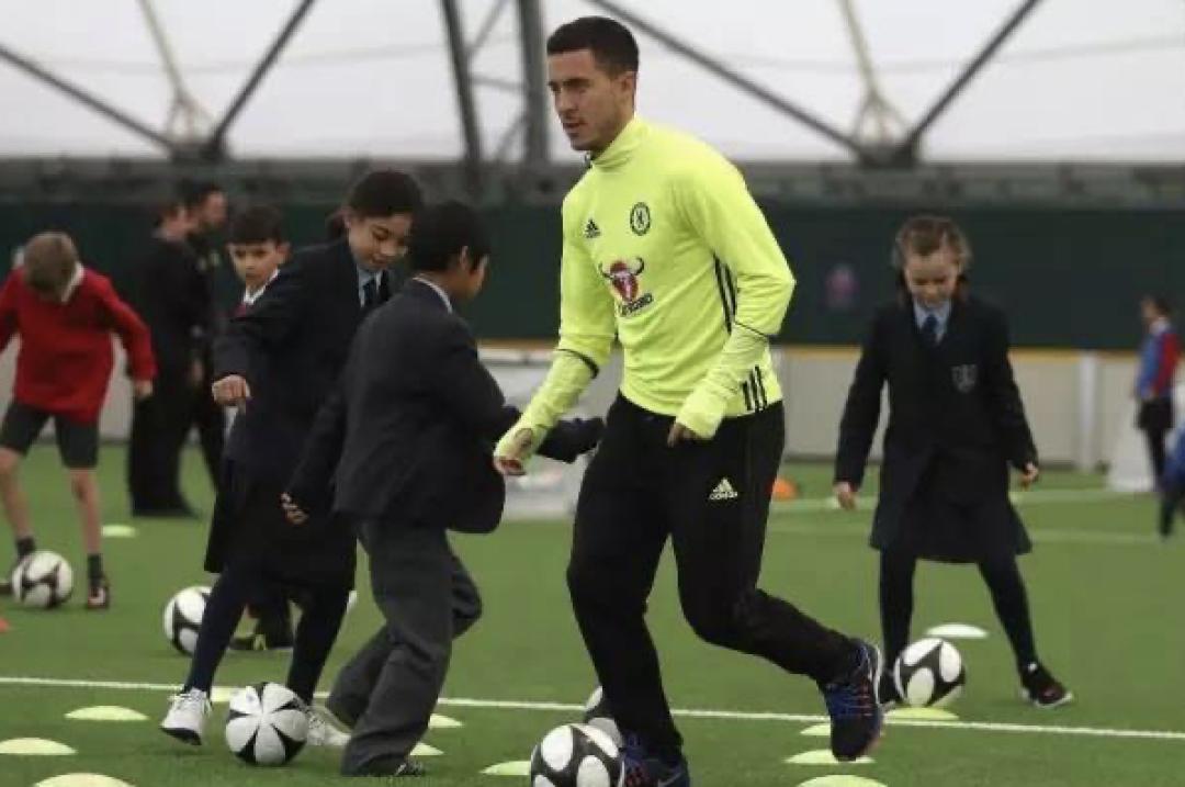 世界杯华丽落幕，谁还记得广州队有过恒久远大的足球梦？