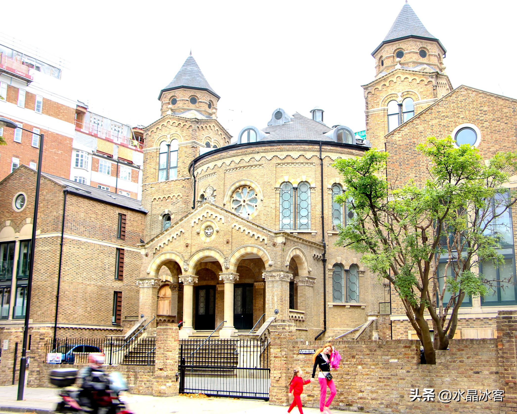 英国伦敦塔桥,英国行购物