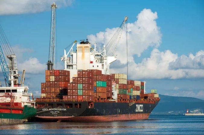 俄罗斯对我们开放海参崴港口了吗,俄罗斯海参崴港开放后的机遇