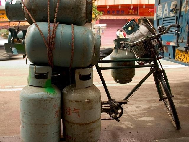 弃婴被收养24年后考上博士,被收养24年考上博士