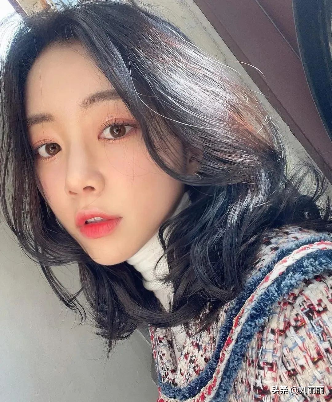 气质优雅发型女2020流行发型,适合女性的发型2020流行发型