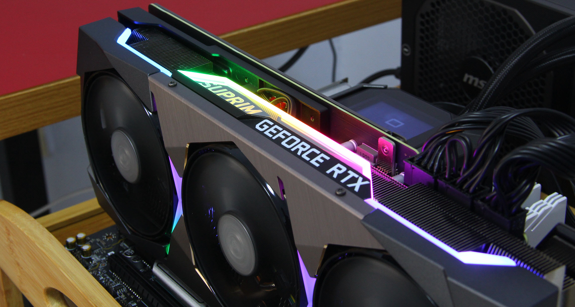 显卡的大涨至今余波依旧,看着308012G超龙的综合力已成风向标