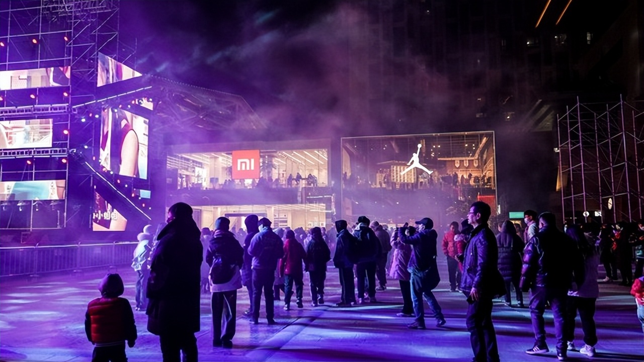 跨越曳步舞,跨越距离曳步舞慢动作分解