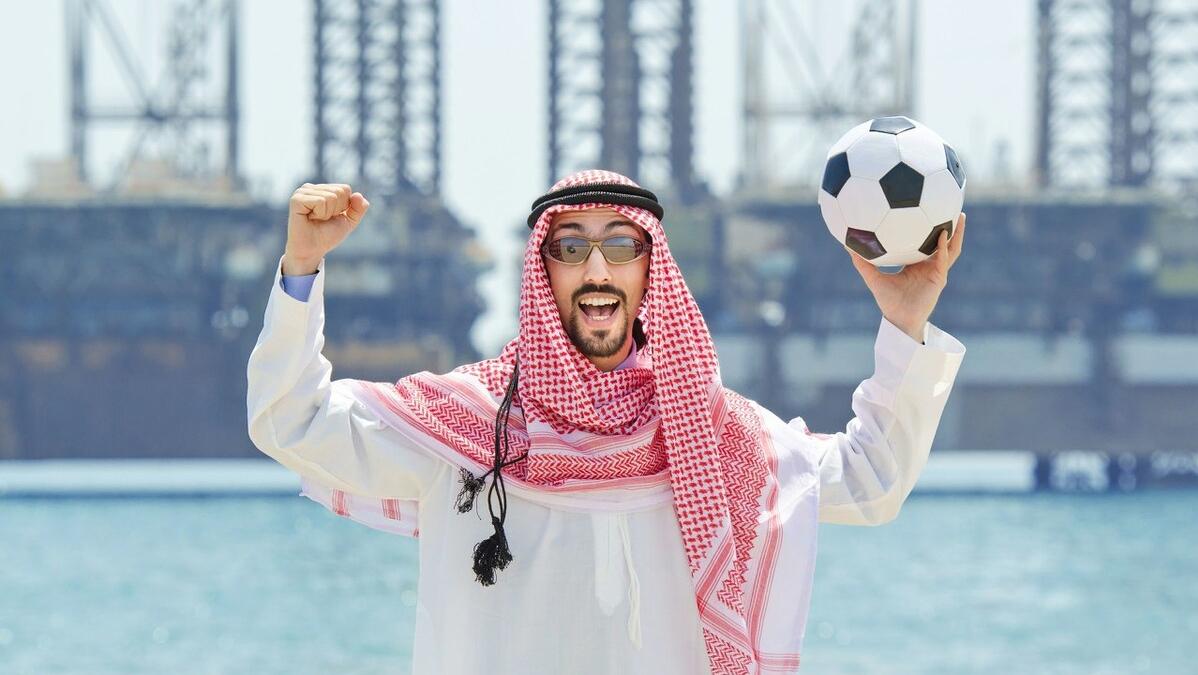 卡塔尔世界杯豪掷2290亿美元,卡塔尔世界杯中国赚了1400亿吗