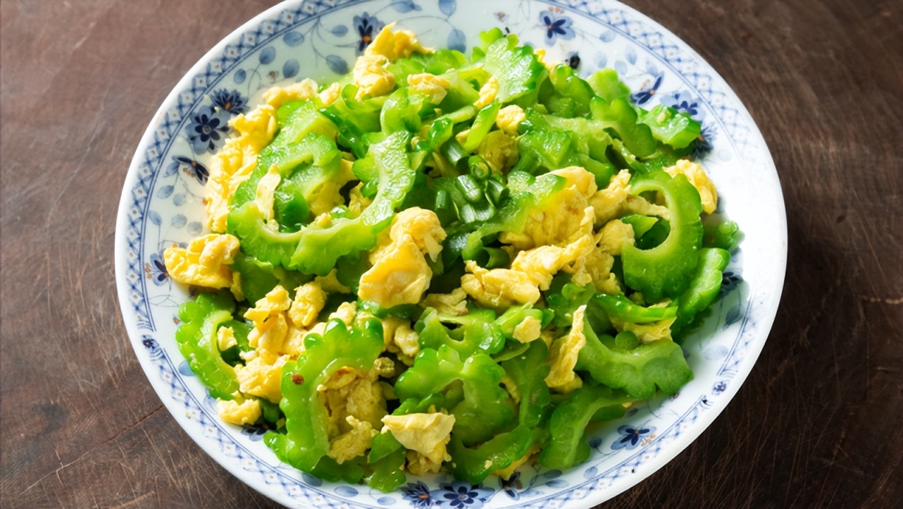 霜降前一定要摘窝瓜,霜降前吃苦瓜