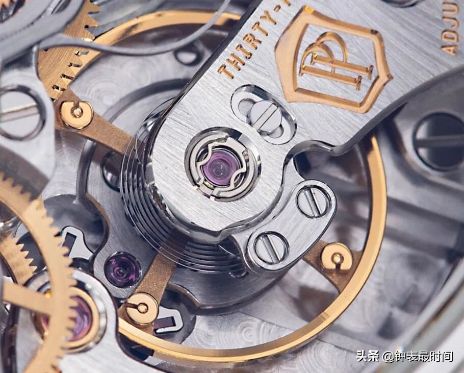 瑞士名表哪一款方形表盘好看,细数瑞士奢侈腕表