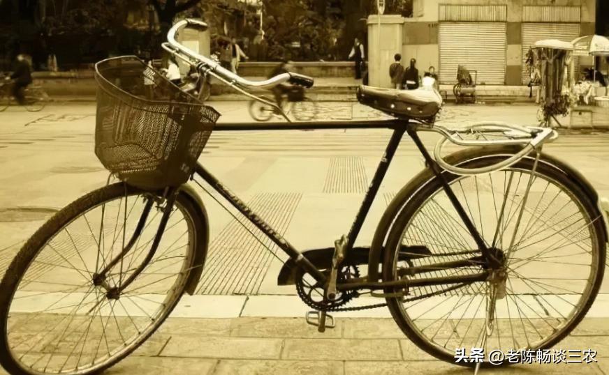 70年代150元一辆“凤凰牌”自行车，放当年以及现代意味着什么？