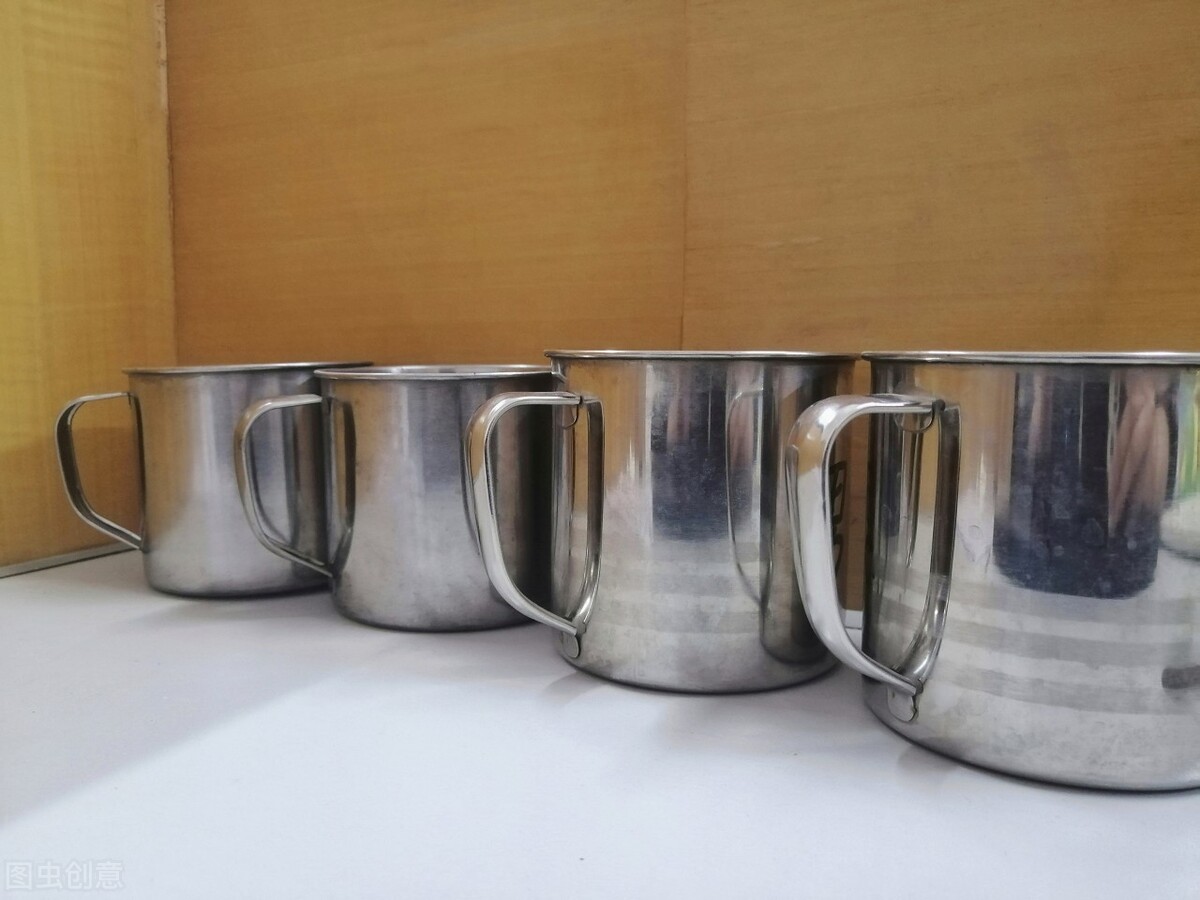 家里不锈钢厨具用什么清洁,使用不锈钢餐具须谨记6大禁忌