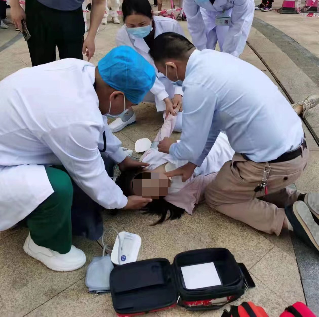 快速反应系统在非住院患者院内急救中有怎样的作用？