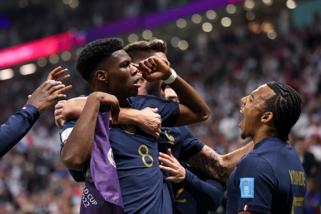 超越还是复制？回看法国的卫冕征程，每一步都像极了当年的巴西