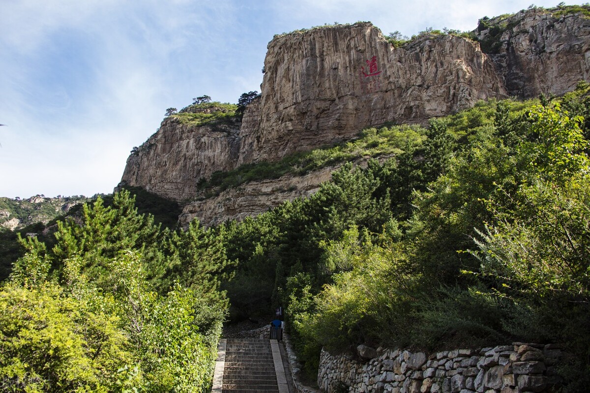 山西恒山悬空寺简介,山西恒山风景名胜区
