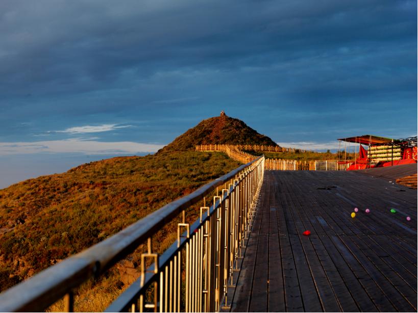 张北草原天路体验感,张北草原天路对比丰宁坝上草原