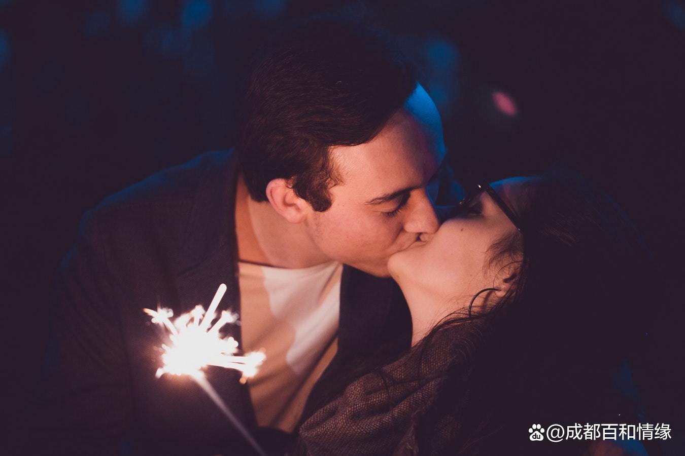 直接通过手机号加女生微信好吗,知道女生的微信号怎么开口加她