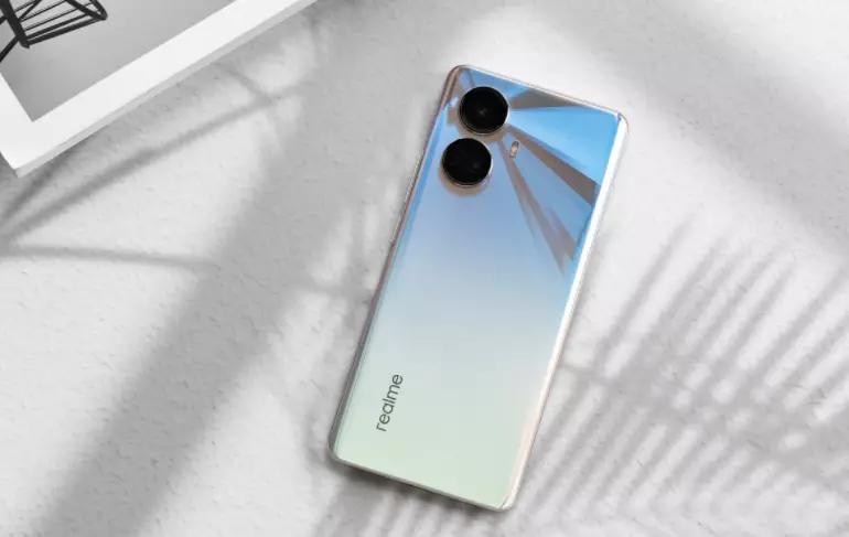 赚钱不易，买手机更要“讲究性价比”，这4款手机适合打工一族