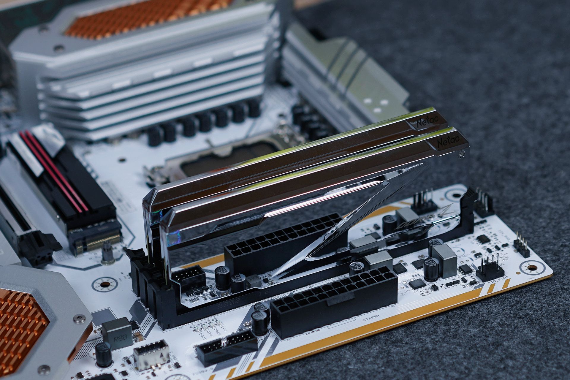 白色海景房实际效果,经典白色海景房