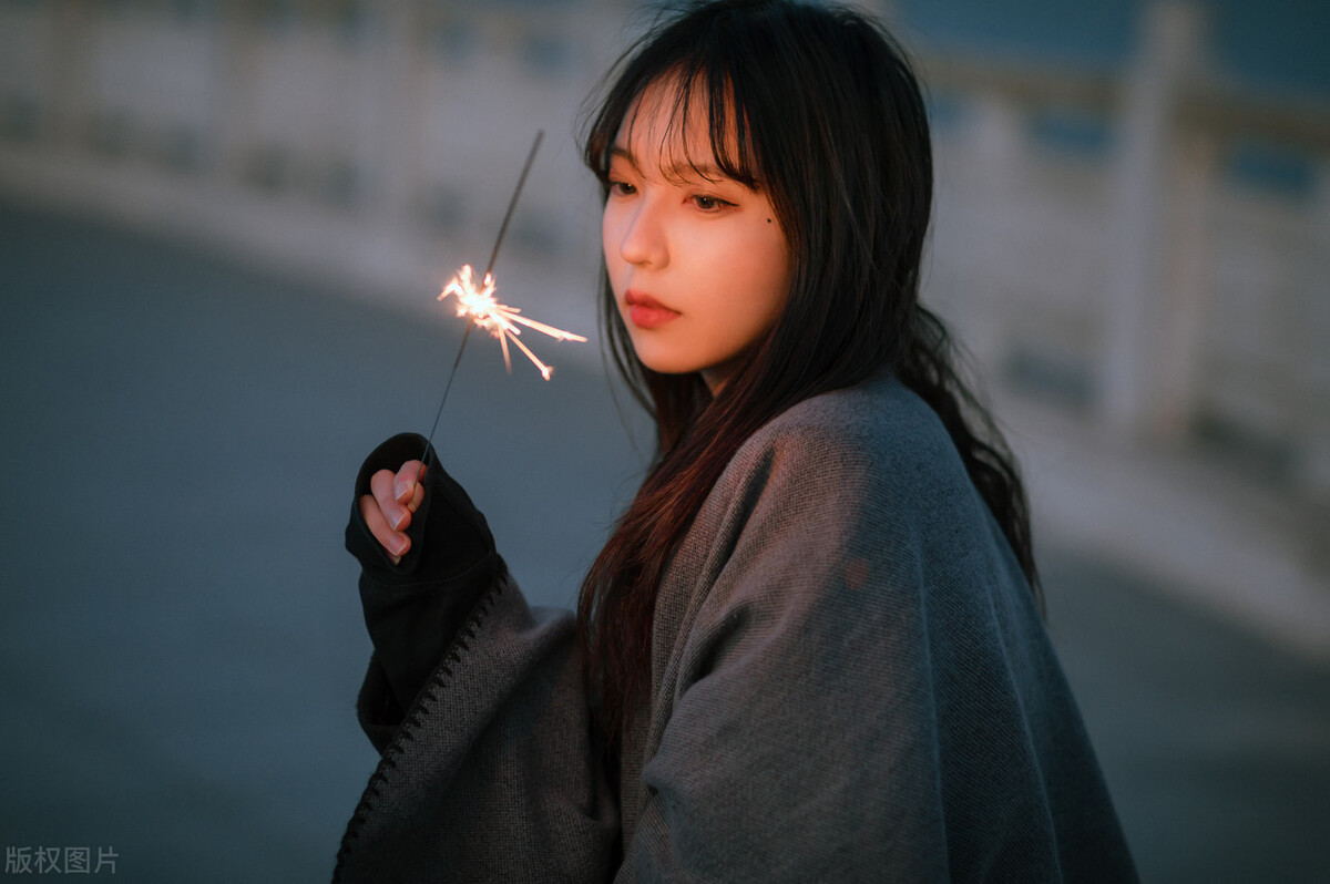 染发头皮屑多是什么原因,染发之后头皮屑严重是什么原因