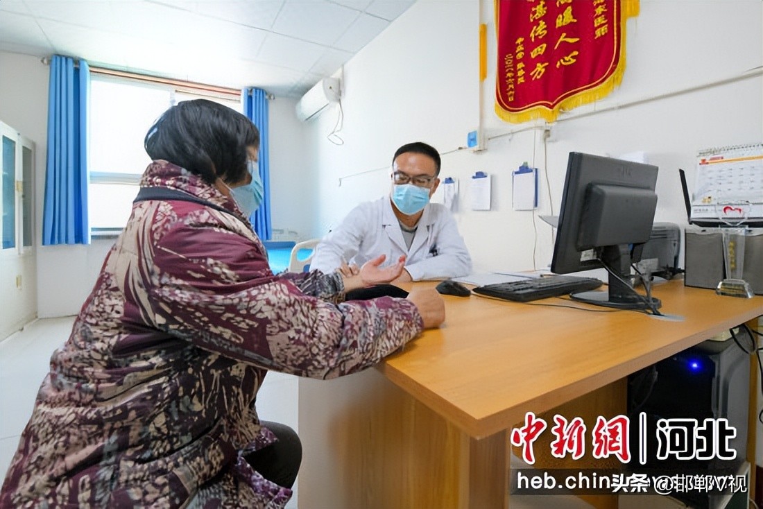 中医药专家走进民众开展健康义诊,国医堂健康讲座视频