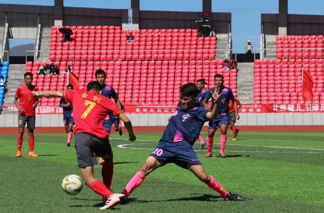 村超是否为中国足球转折点,为什么村超比国足有观赏性