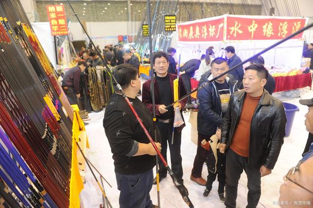 4个行业很暴利普通人也能赚大钱,4个低成本的小生意月入上万不难