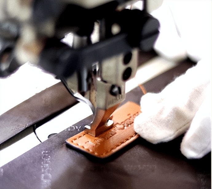 路易卡迪属于什么档次包,路易卡迪属于什么档次价位