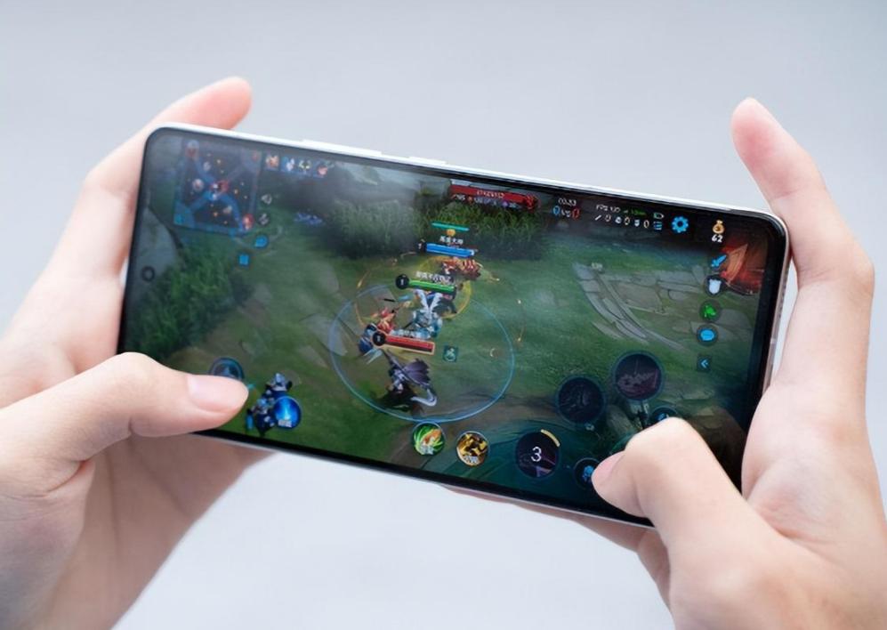 手机就买性能强的,这4款高性能还有低功耗,一部手机用五年以上