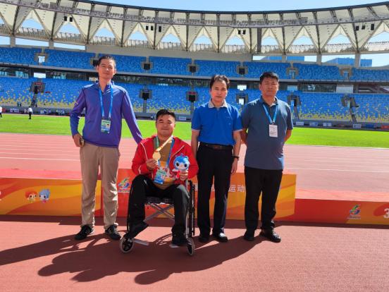 用勤劳的双手创造财富实现梦想,用勤劳的双手创造财富