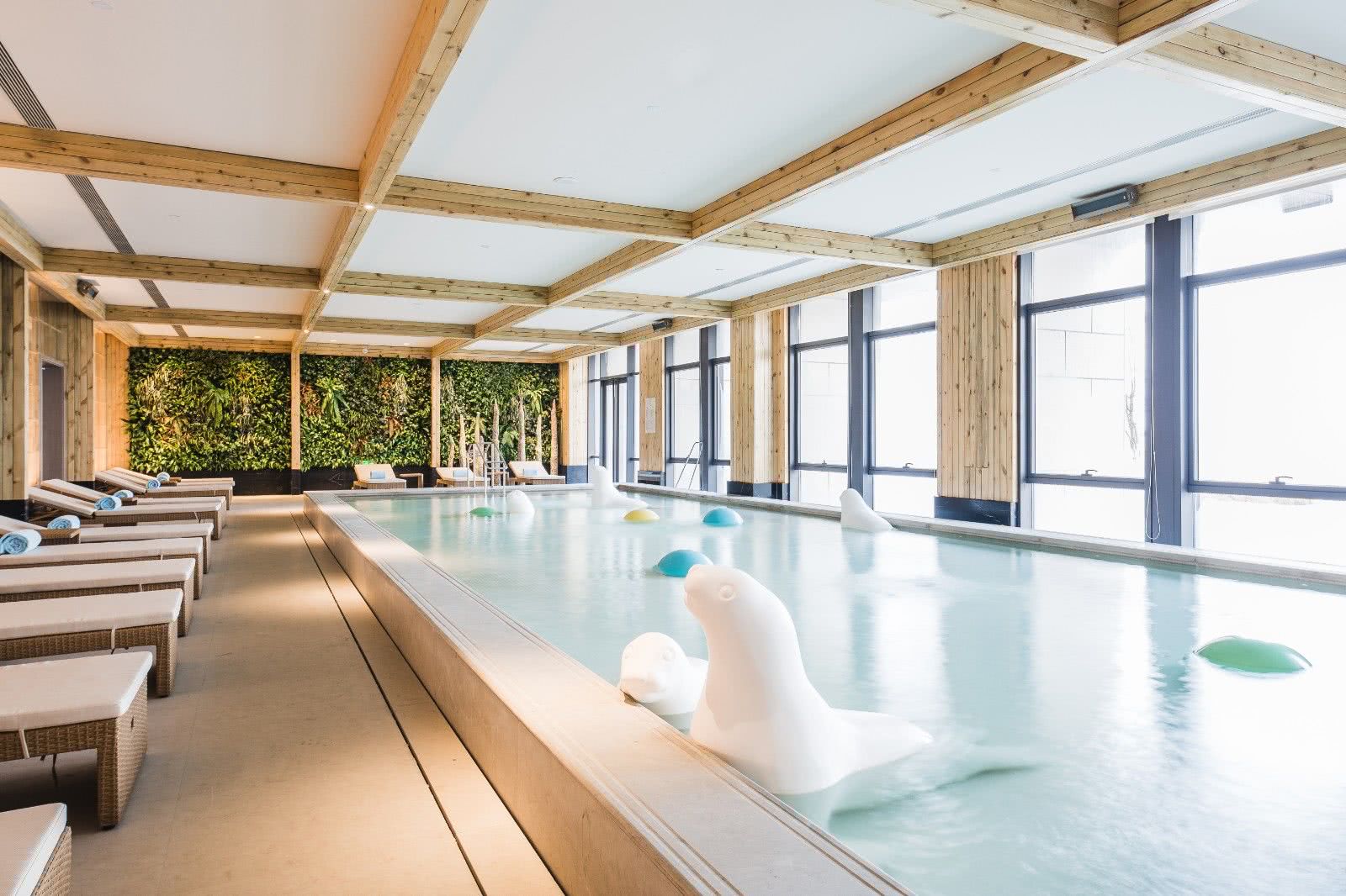 自驾游北戴河住在哪个酒店,北戴河自驾酒店哪家好玩