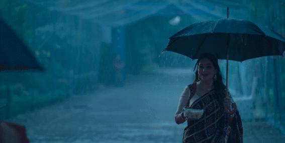 一段*拍偷**视频，差点毁了她