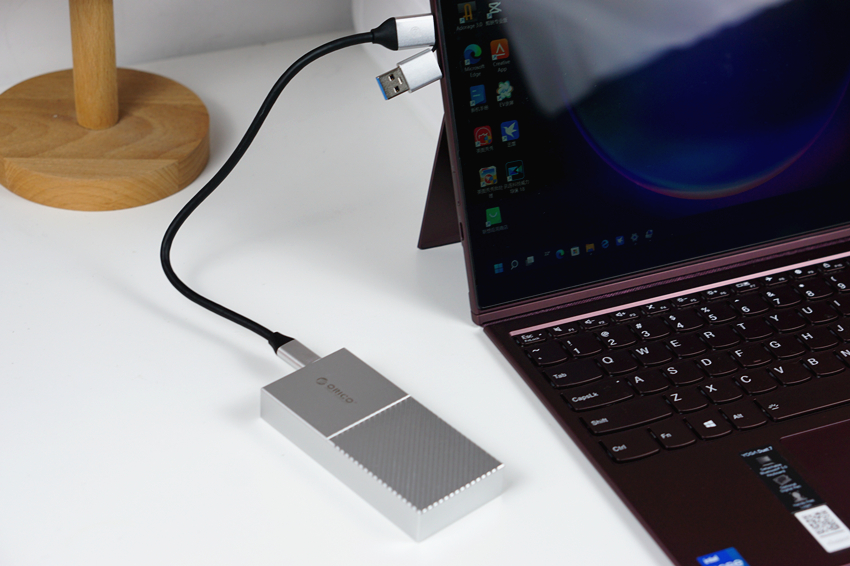 奥睿科雷电4固态硬盘盒,奥睿科硬盘盒支持4T硬盘吗