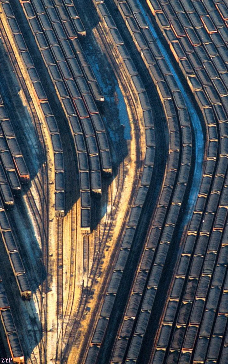 令人窒息的绝美瀑布黑白风景,极品绝美风景摄影图片