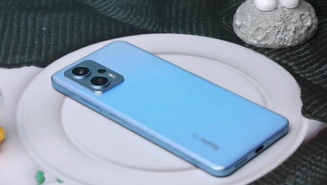 现在哪几款手机屏幕护眼最好最新,名副其实的护眼屏手机