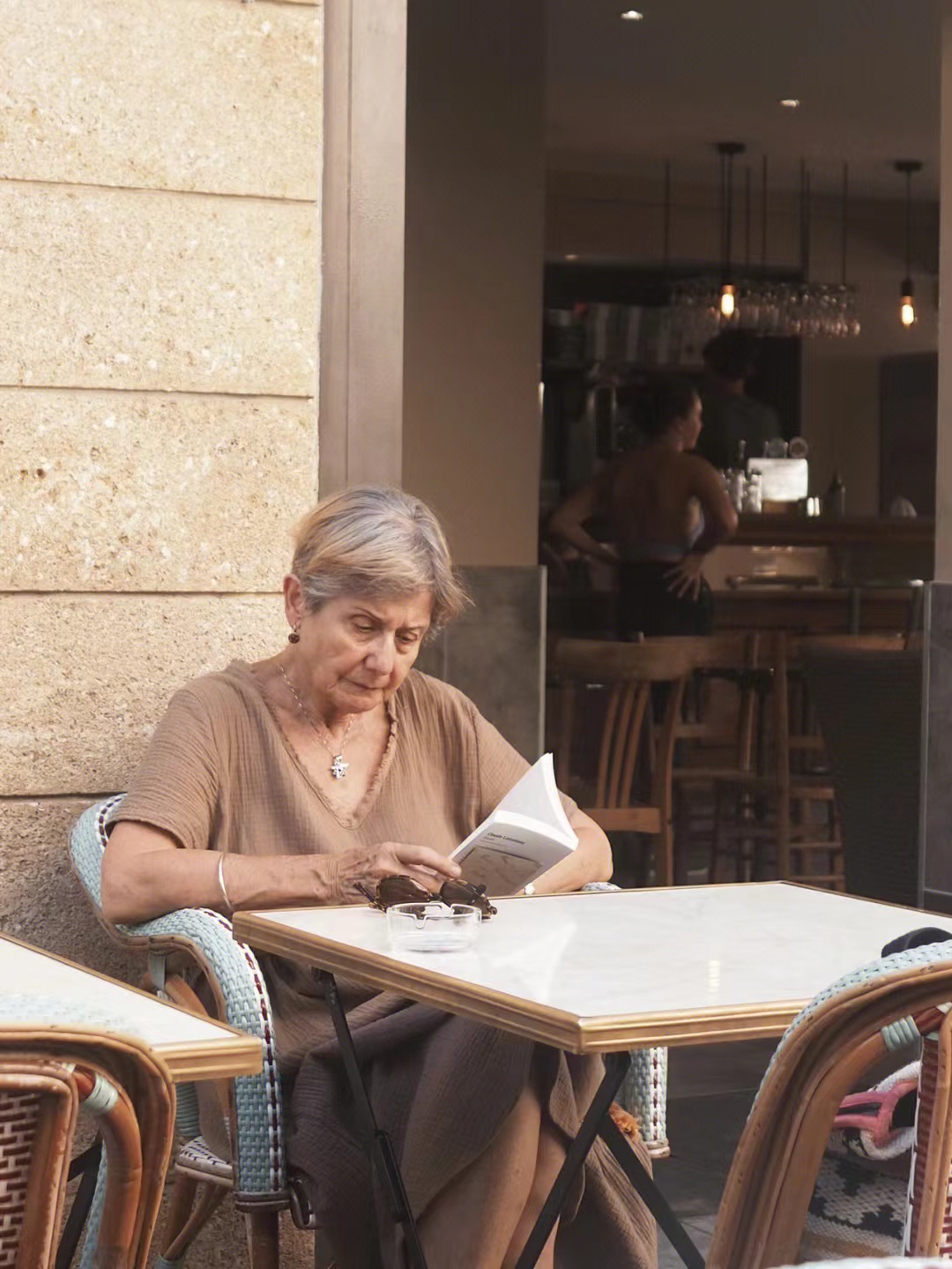 怎么才能让自己看起来很高级,如何穿得舒服又有品味