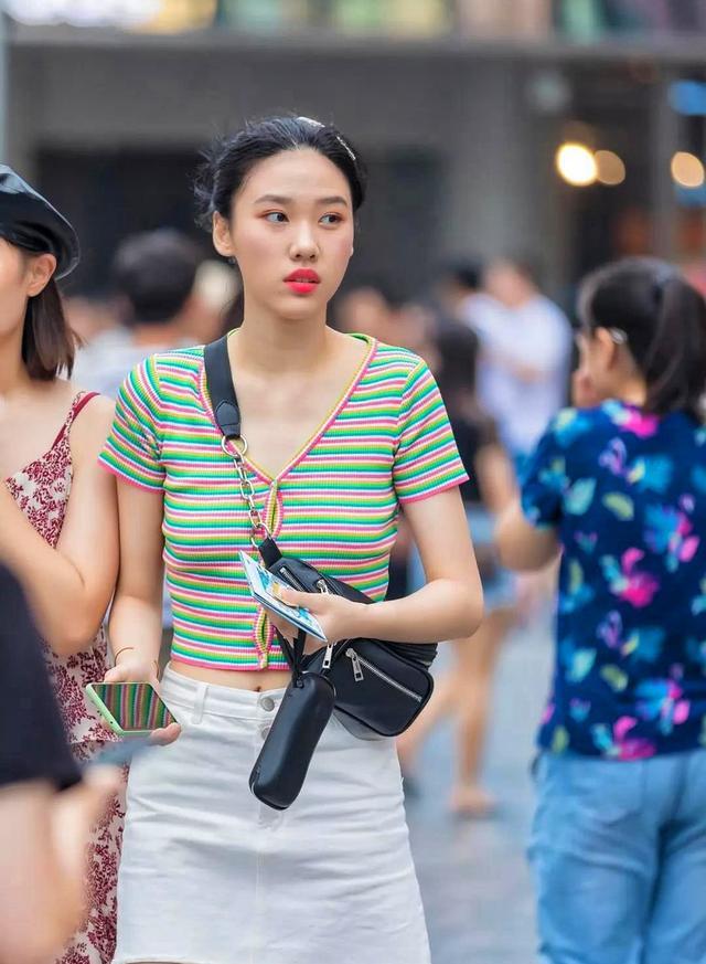 又一行业被“揭露”！90%都是假货？消费者却甘愿被“割韭菜”