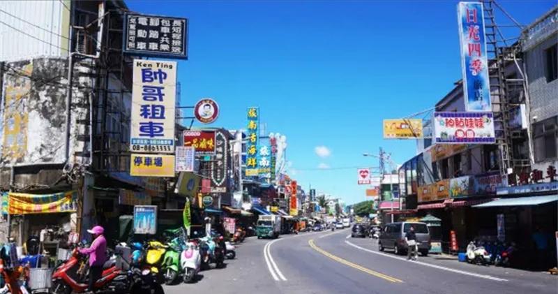 国民*党**大会上多人互殴，曾在大陆任职的台商徐正文被*倒打**在地