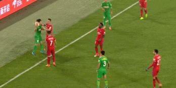 足球历史最强的牛尾巴过人,世界足坛十大独门绝技