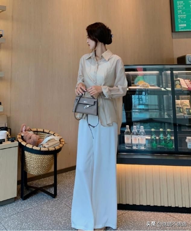 比t恤清凉比衬衫撩人,比t恤更高级减龄的是什么穿搭