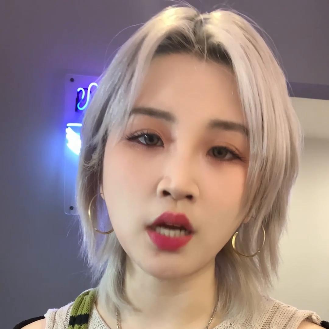 美甲店顾客太多忙不过来怎么办,美甲店怎么调低价格不伤客