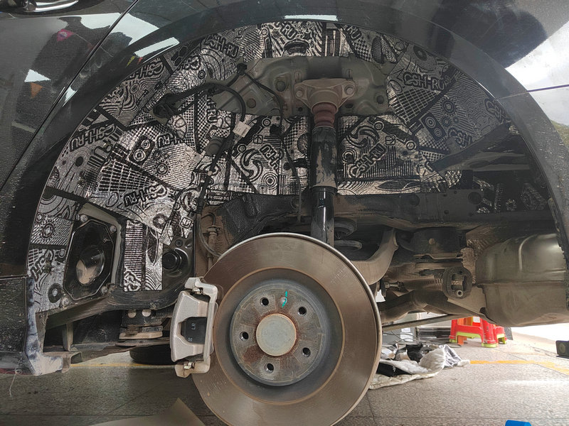 奥迪a6l隔音效果最好的一款车型,新款奥迪a6l四门隔音