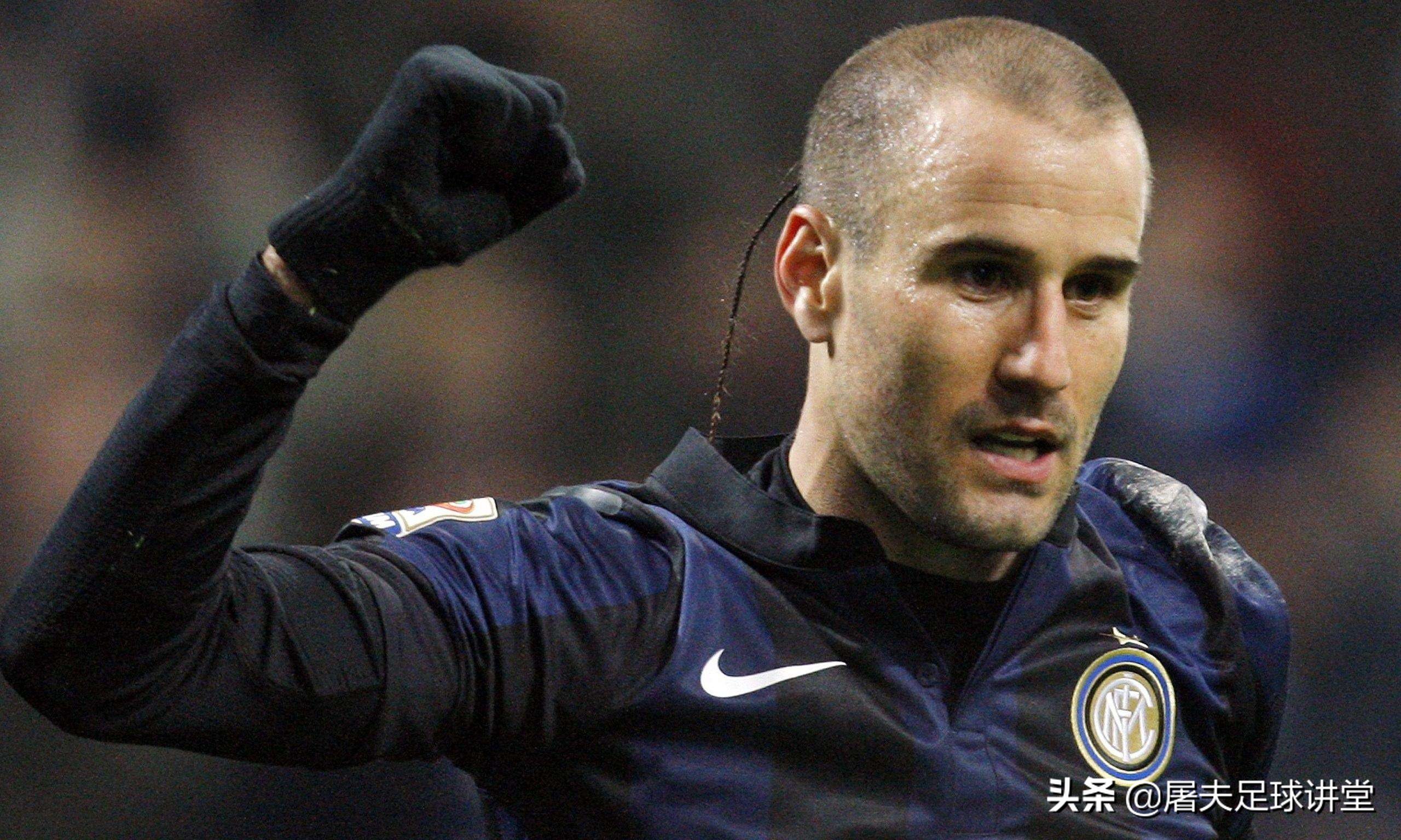 猫王的飞机头,猫王最夸张发型图片