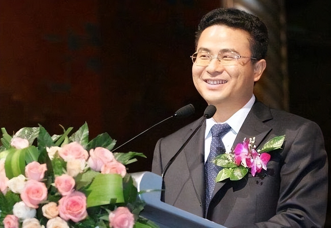 金立老板一把牌输十几亿,金立手机老板一把输50亿