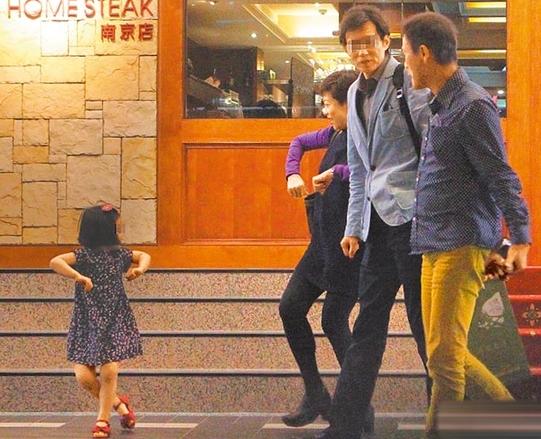 老来得子的8位男星,老来得子十大男星